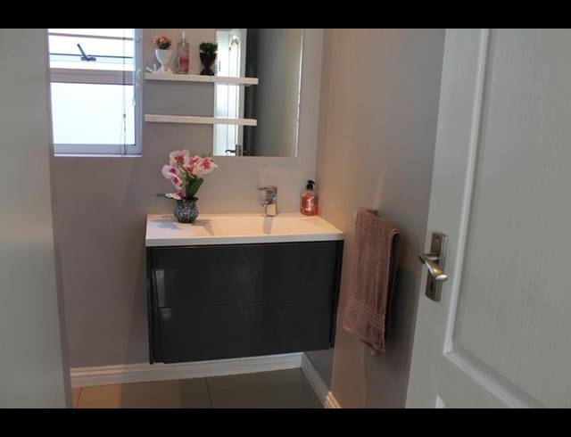 3 BEDROOM CLUSTER FOR SALE IN EDENVALE CENTRAL